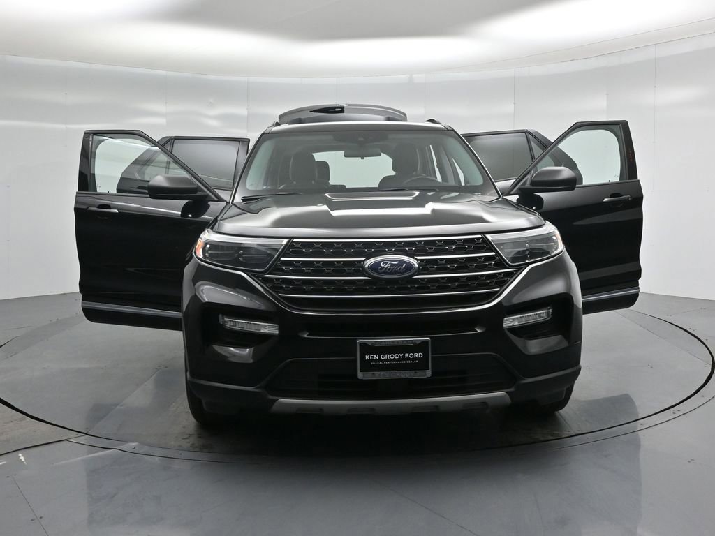 Certified 2020 Ford Explorer XLT w/ Equipment Group 202A image 56