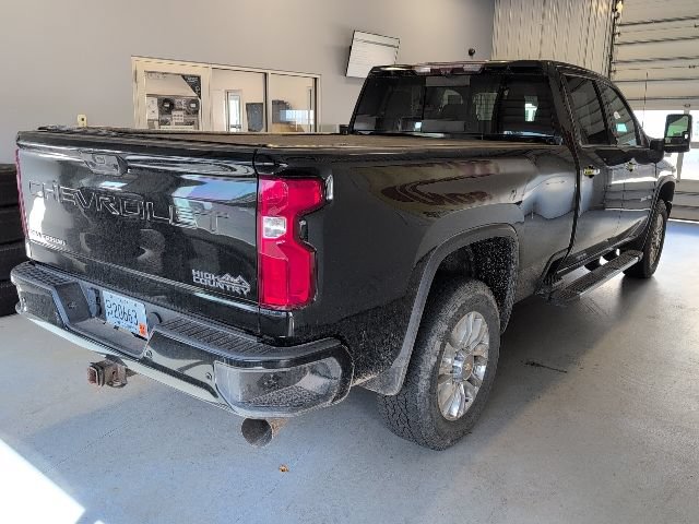 Certified 2020 Chevrolet Silverado 3500 High Country w/ Z71 Off-Road Package AWD/4WD image 4