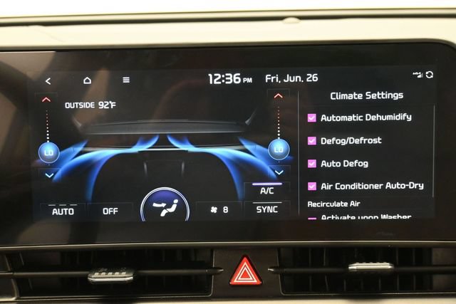 Used 2025 Kia Sportage EX w/ Premium Package FWD image 21