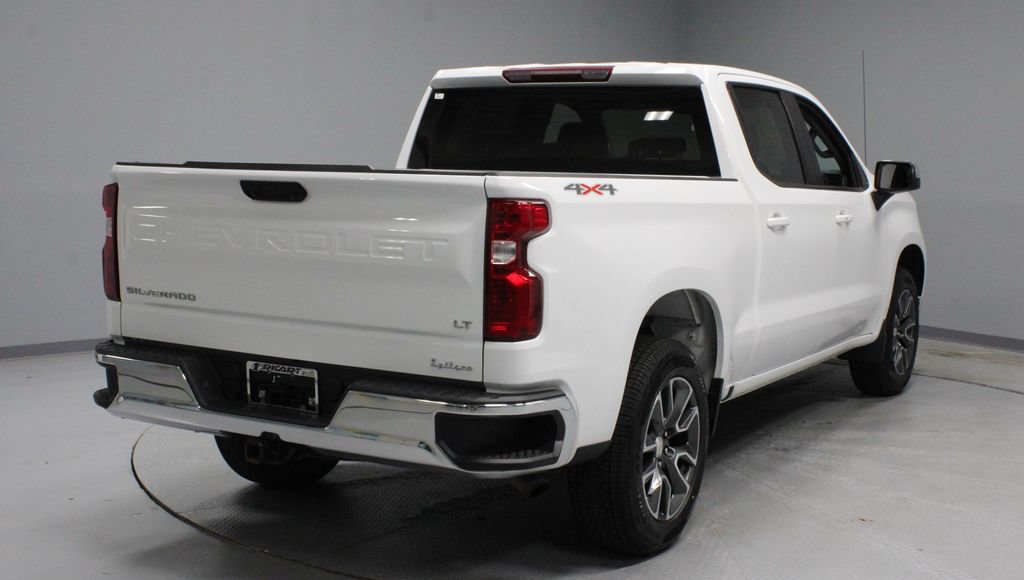 Used 2023 Chevrolet Silverado 1500 LT AWD/4WD image 11