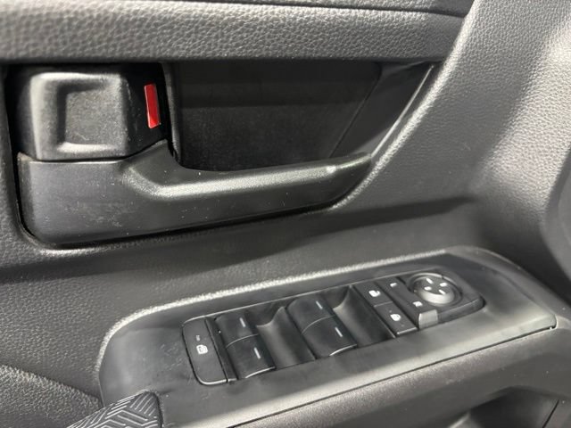Used 2025 Toyota Tacoma SR5 AWD/4WD image 6