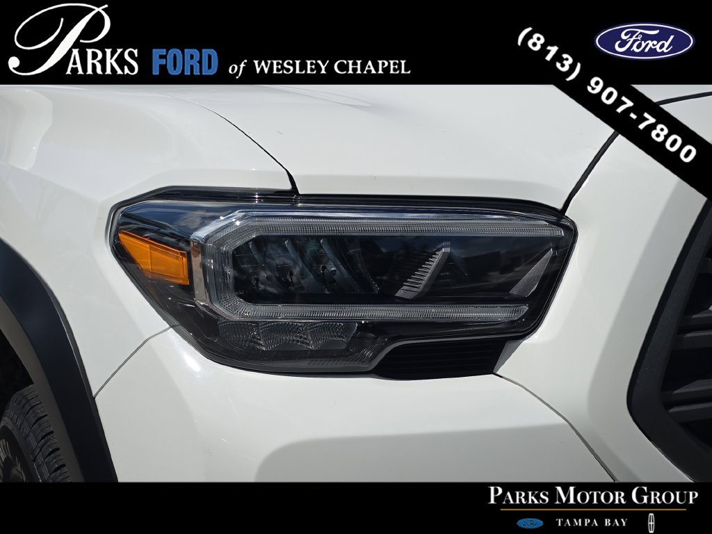 Used 2022 Toyota Tacoma TRD Off-Road AWD/4WD image 8