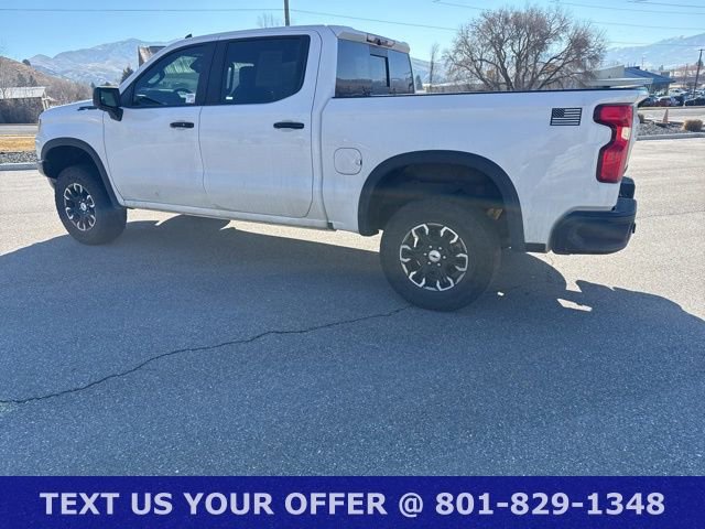 Used 2023 Chevrolet Silverado 1500 ZR2 w/ Technology Package AWD/4WD image 4