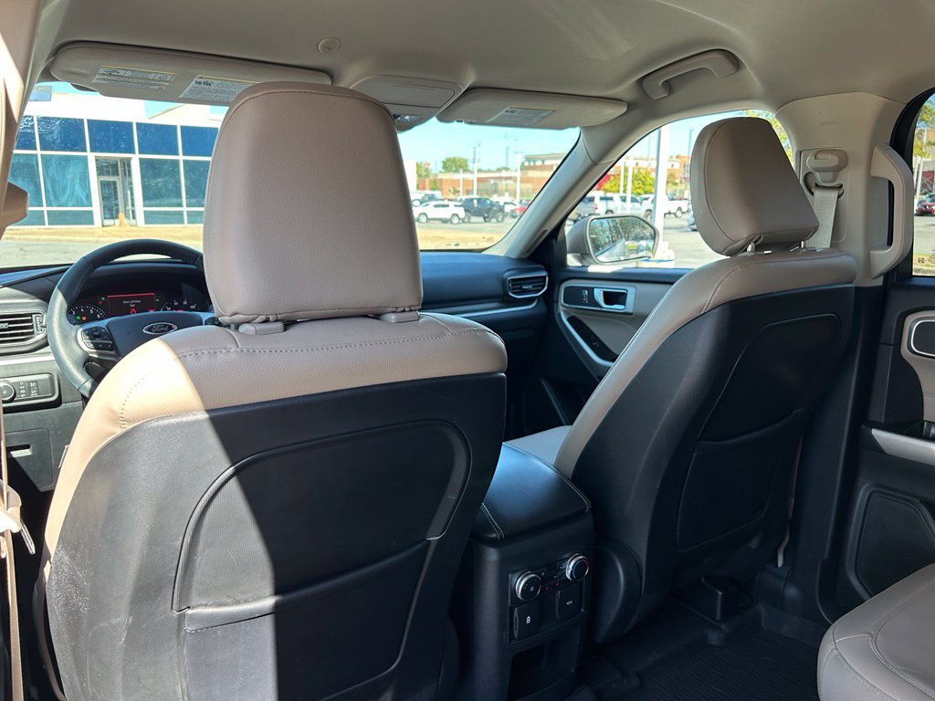 Certified 2020 Ford Explorer XLT w/ Equipment Group 202A RWD image 29
