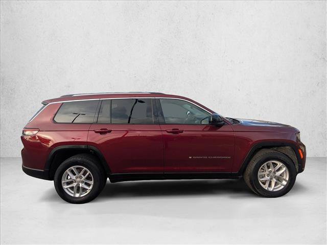 Used 2022 Jeep Grand Cherokee L Laredo w/ Luxury Tech Group I AWD/4WD image 4