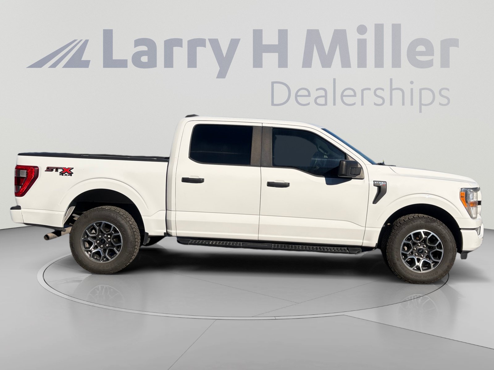 Certified 2021 Ford F150 XL w/ STX Appearance Package AWD/4WD image 6