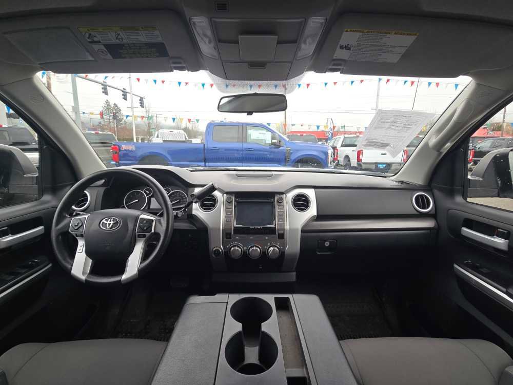 Used 2017 Toyota Tundra SR5 image 16