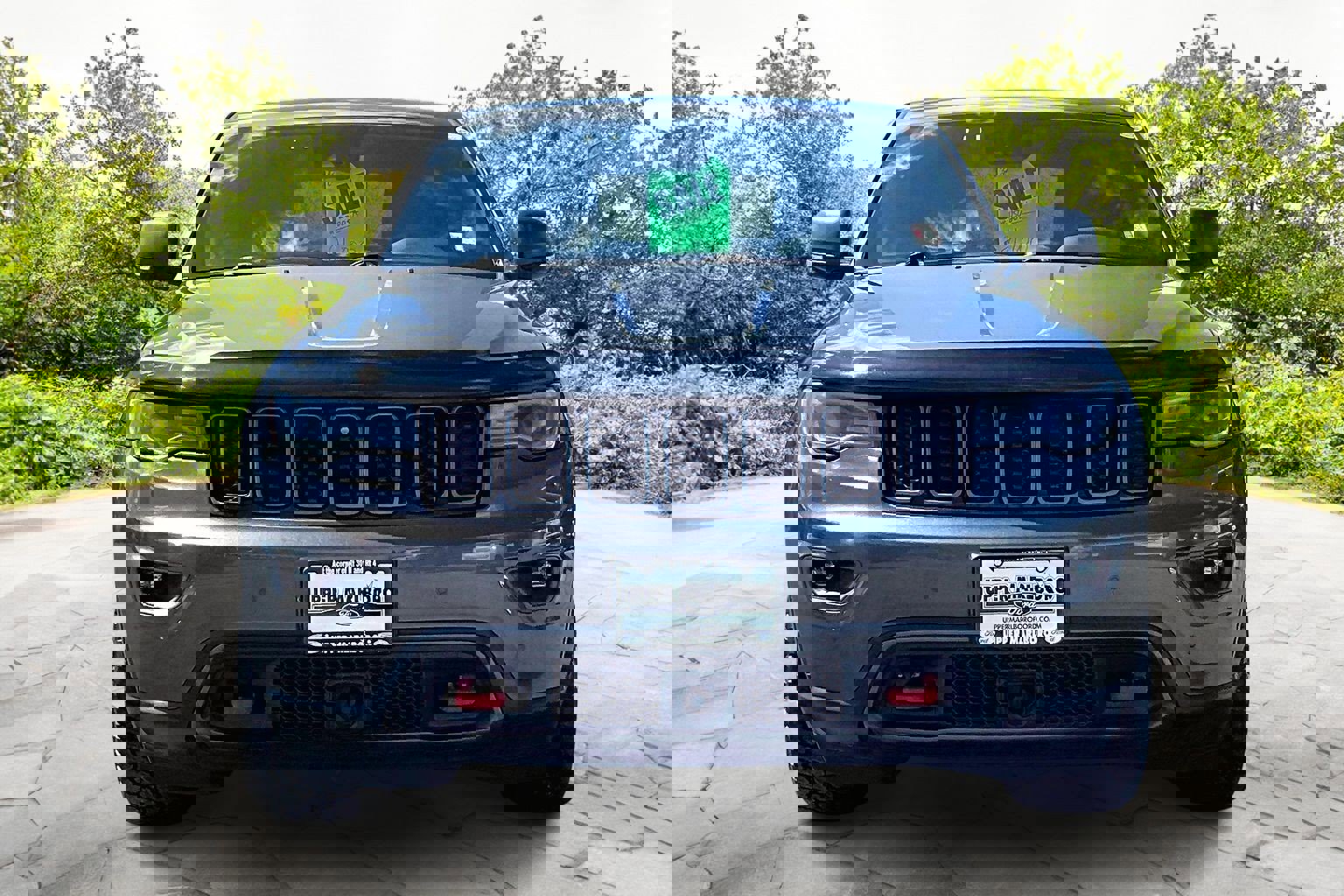 Used 2018 Jeep Grand Cherokee Trailhawk w/ Trailhawk Luxury Group image 3