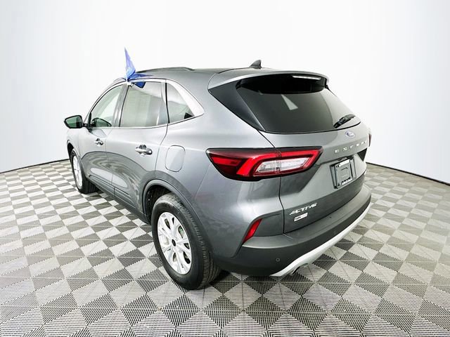Certified 2023 Ford Escape Active w/ Tech Pack #2 image 3