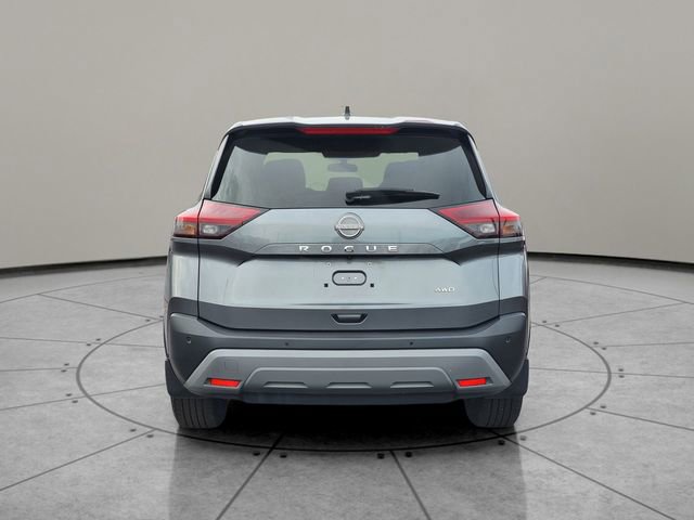Used 2023 Nissan Rogue S AWD/4WD image 10