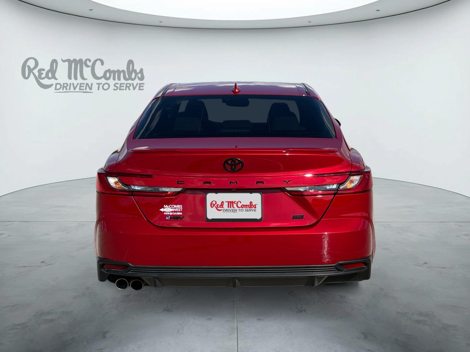 Used 2025 Toyota Camry SE FWD image 6