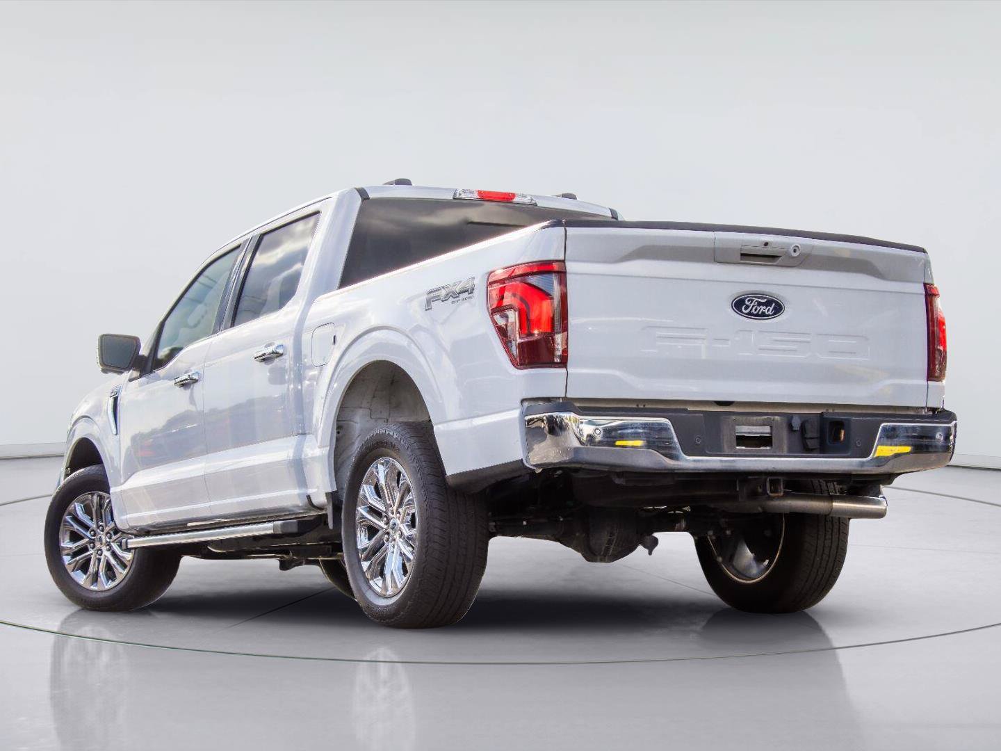 Certified 2025 Ford F150 Lariat w/ Equipment Group 501A Mid AWD/4WD image 3