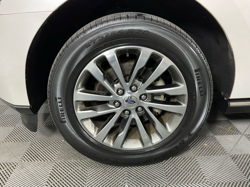 Certified 2018 Ford Expedition Limited w/ Equipment Group 301A image 10