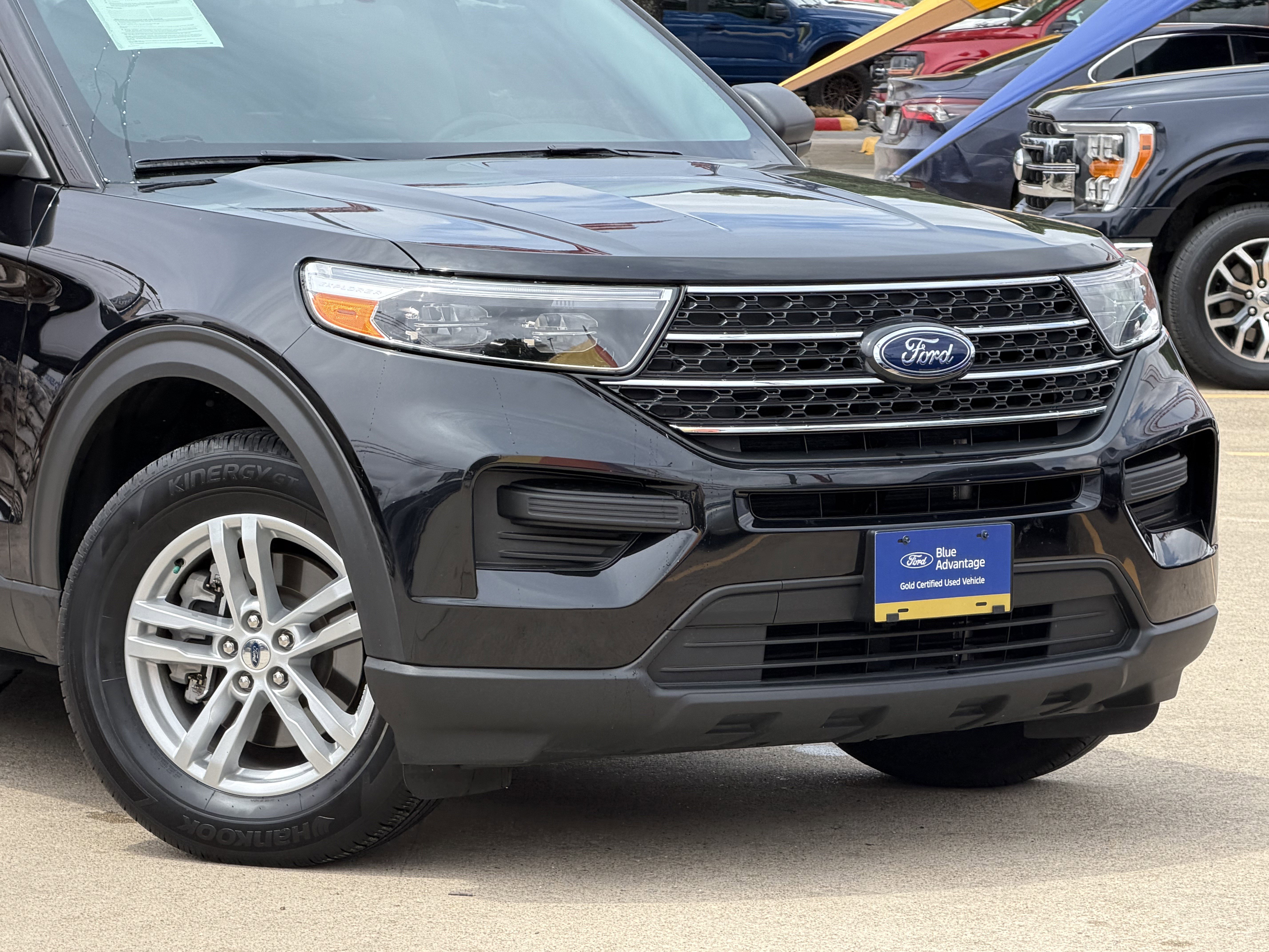 Certified 2024 Ford Explorer XLT RWD image 2