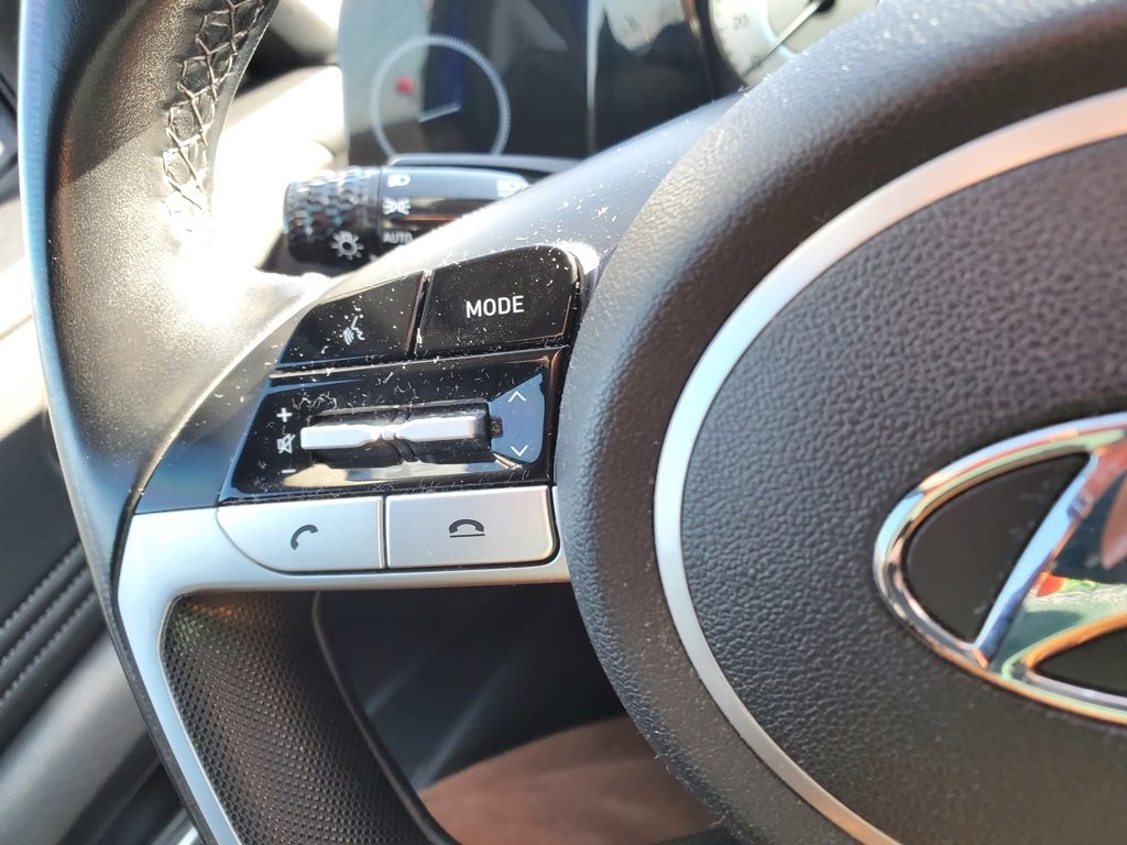 Used 2022 Hyundai Elantra SEL w/ Convenience + Premium Package image 17