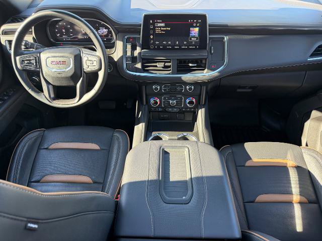 Used 2023 GMC Yukon AT4 w/ AT4 Premium Package AWD/4WD image 9