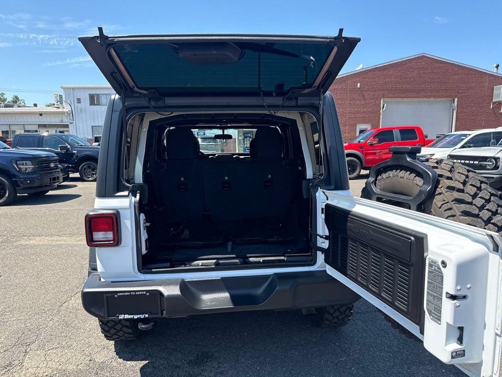 Used 2021 Jeep Wrangler Unlimited Sport AWD/4WD image 10