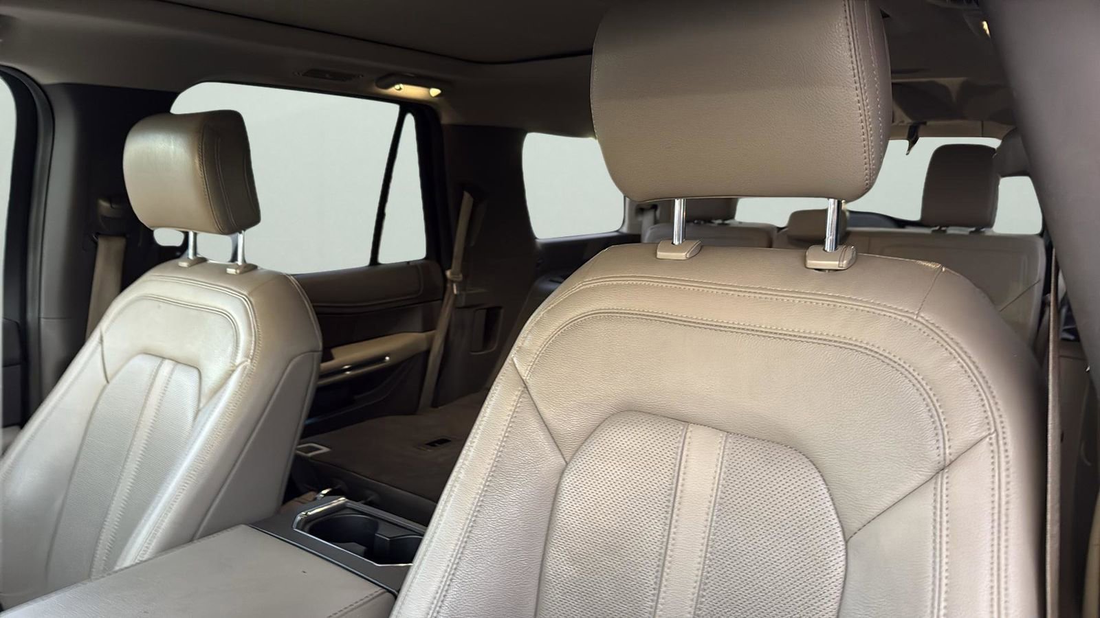 Certified 2020 Ford Expedition Limited w/ Equipment Group 301A image 10