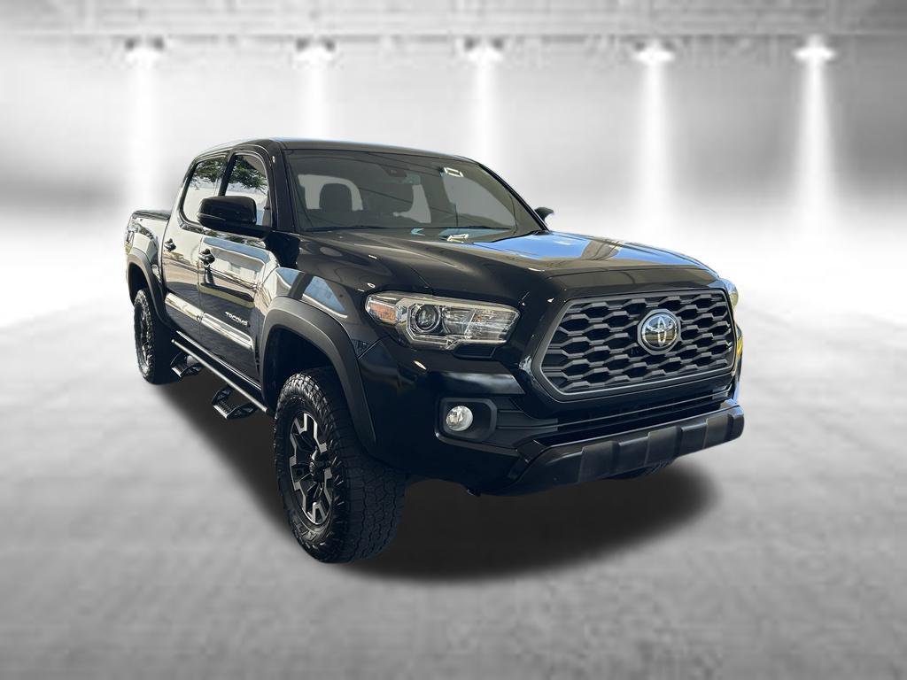 Used 2023 Toyota Tacoma TRD Off-Road w/ Technology Package RWD image 2