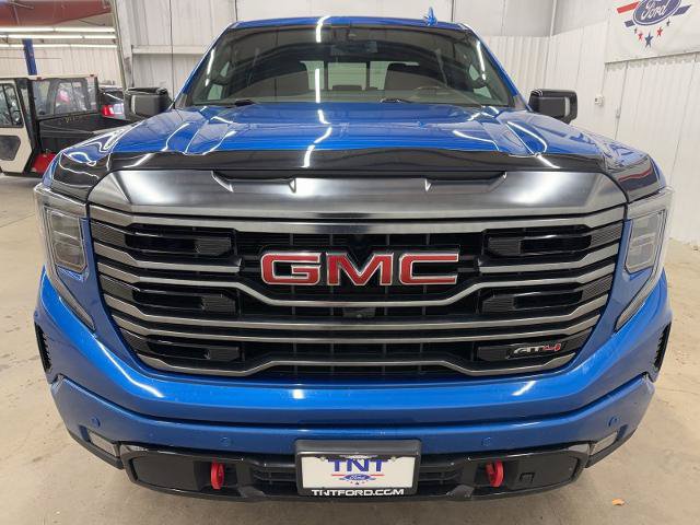 Used 2022 GMC Sierra 1500 AT4 w/ AT4 Premium Package AWD/4WD image 3