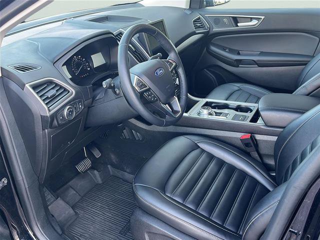 Certified 2024 Ford Edge SEL w/ Convenience Package AWD/4WD image 9