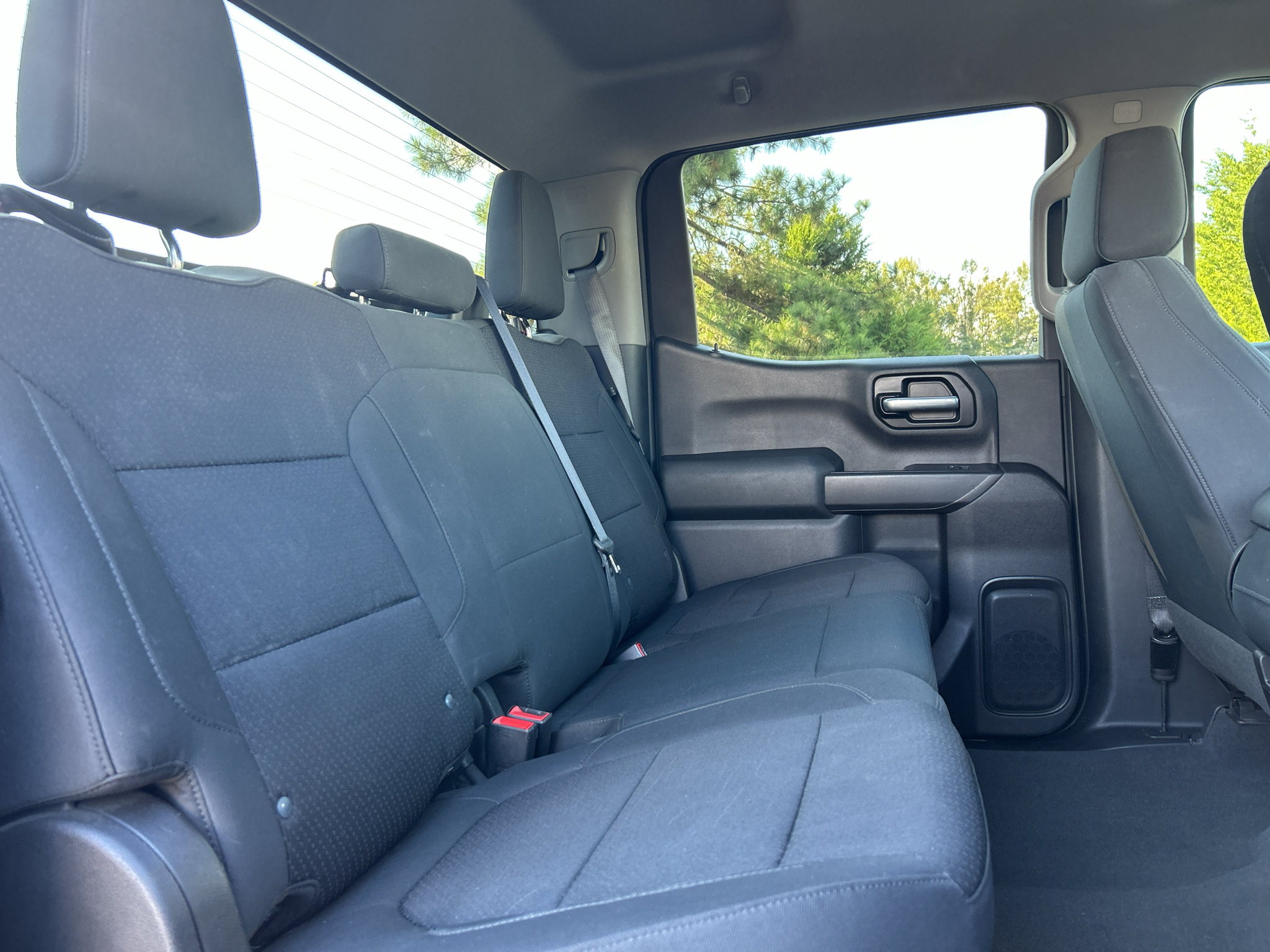 Used 2019 Chevrolet Silverado 1500 Custom w/ Custom Value Package RWD image 11