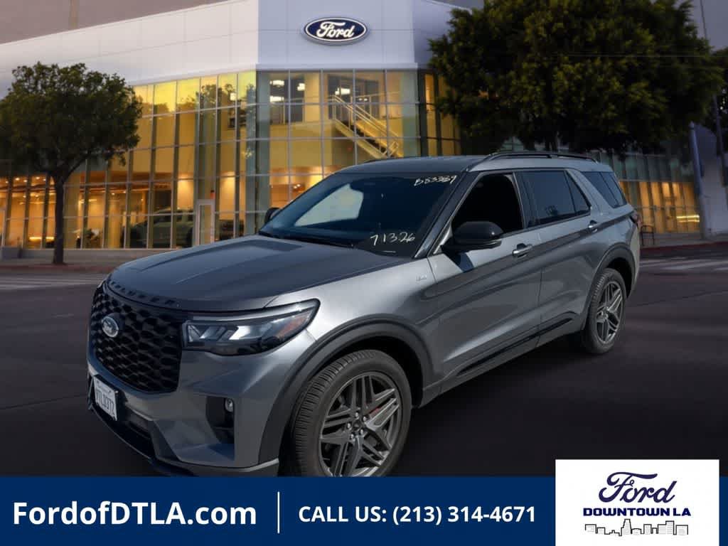 Certified 2025 Ford Explorer ST-Line w/ ST-Line Street Pack AWD/4WD video 1