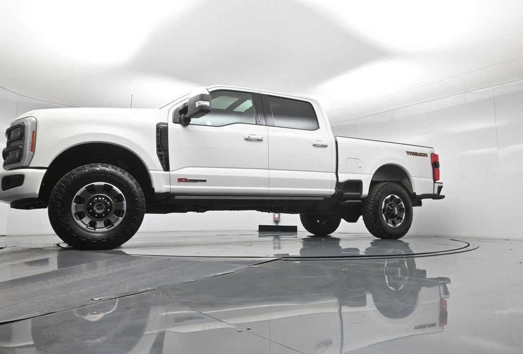 Certified 2023 Ford F250 Lariat w/ Lariat Ultimate Package image 8