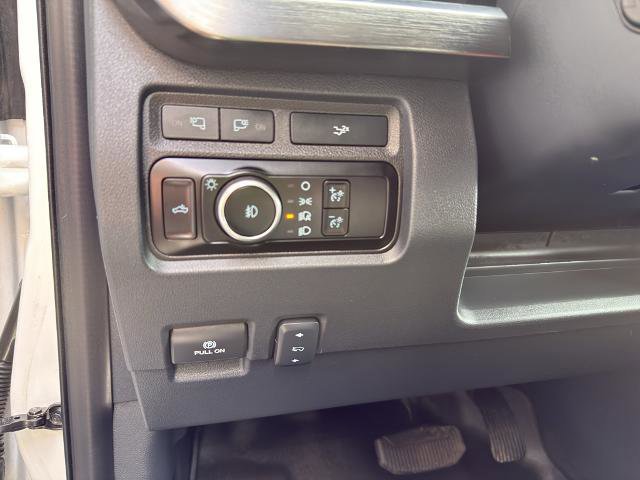 Certified 2023 Ford F350 Lariat w/ Sport Appearance Package image 18