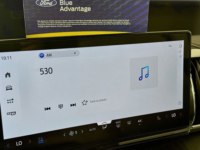 Certified 2025 Ford Expedition Platinum w/ Platinum Ultimate Package AWD/4WD image 17
