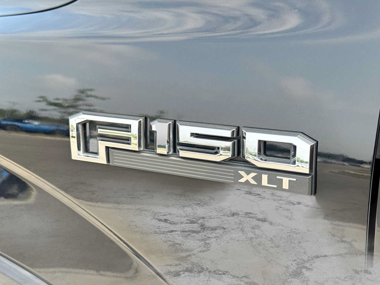 Certified 2018 Ford F150 XLT w/ Equipment Group 302A Luxury AWD/4WD image 12