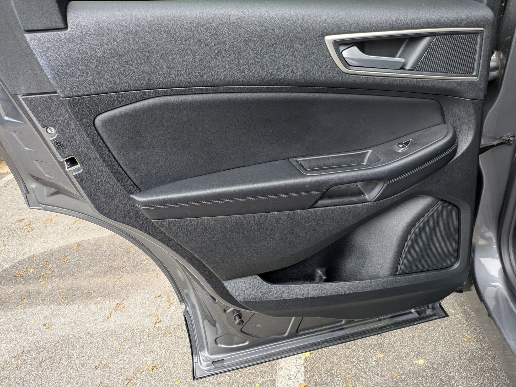 Certified 2023 Ford Edge SEL w/ Convenience Package image 26