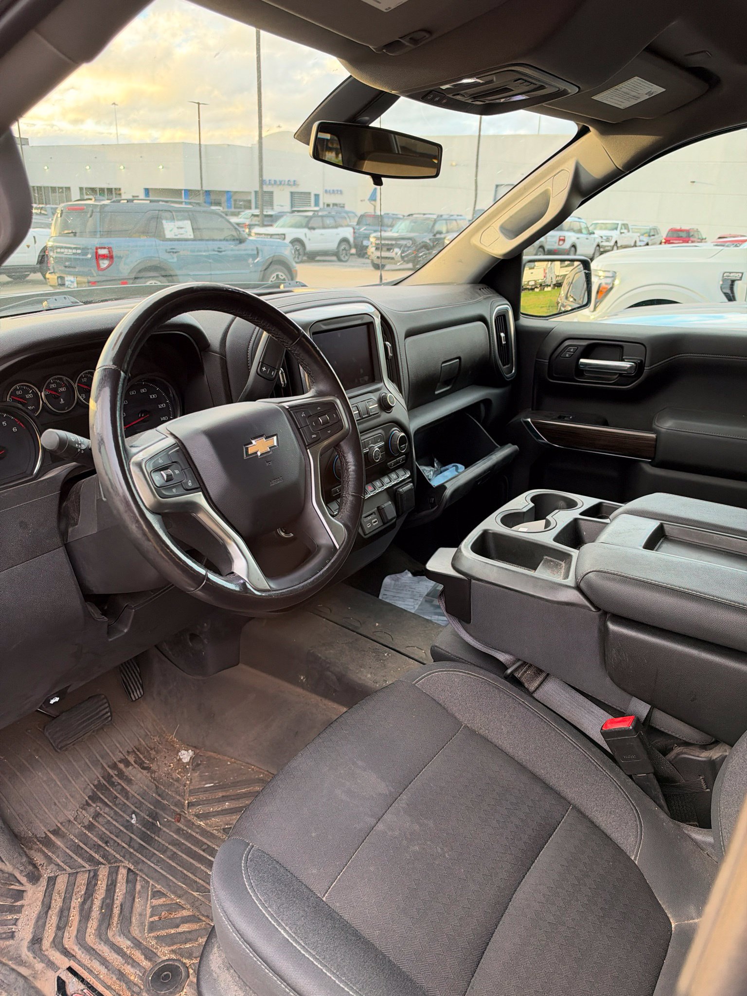 Used 2020 Chevrolet Silverado 1500 LT w/ Texas Edition AWD/4WD image 5