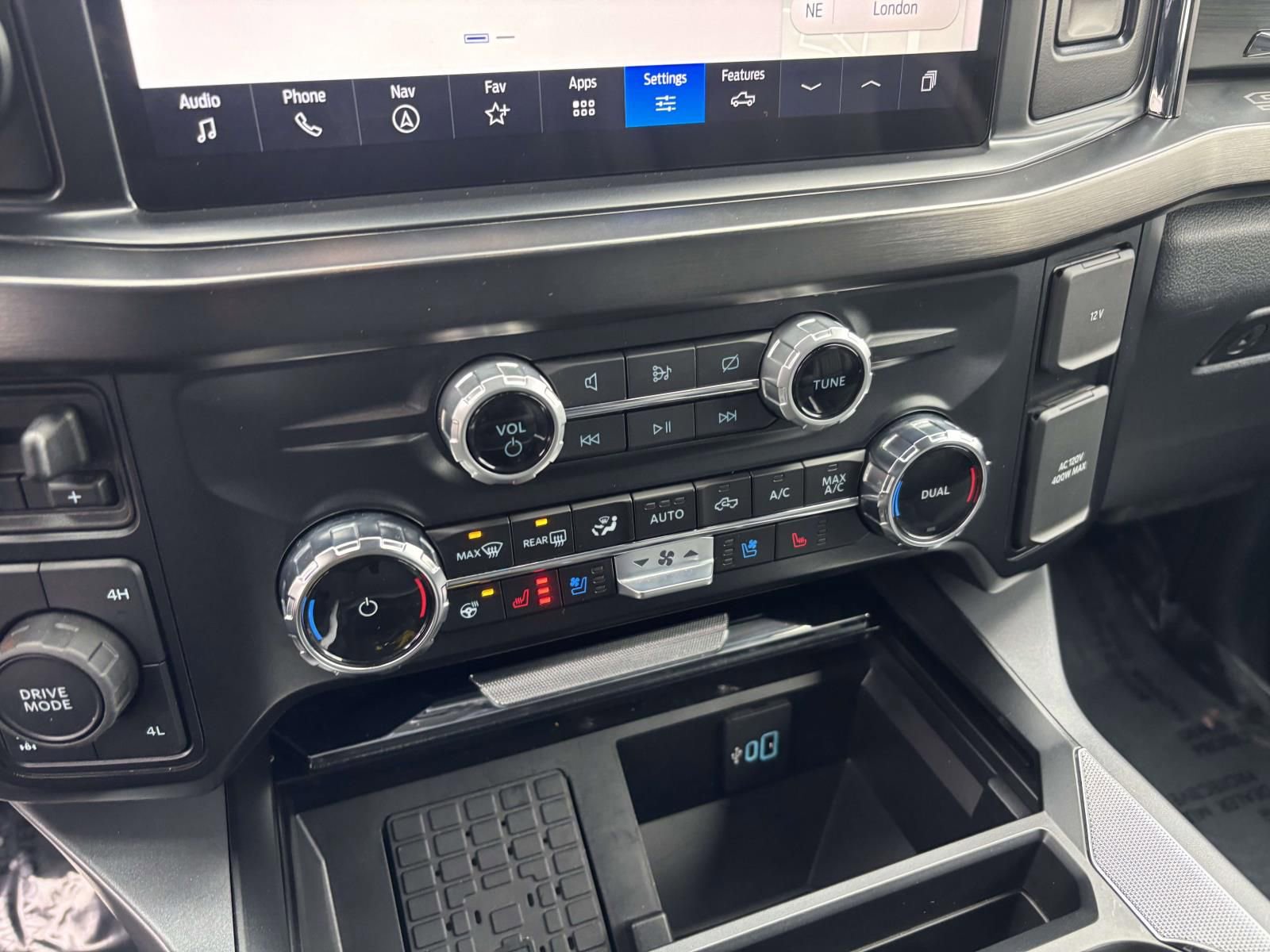 Certified 2024 Ford F250 Lariat w/ Lariat Ultimate Package image 25