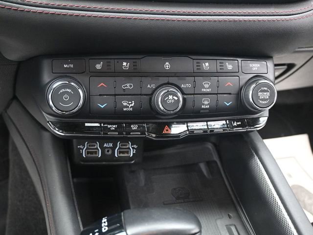 Used 2022 Dodge Durango R/T AWD/4WD image 8