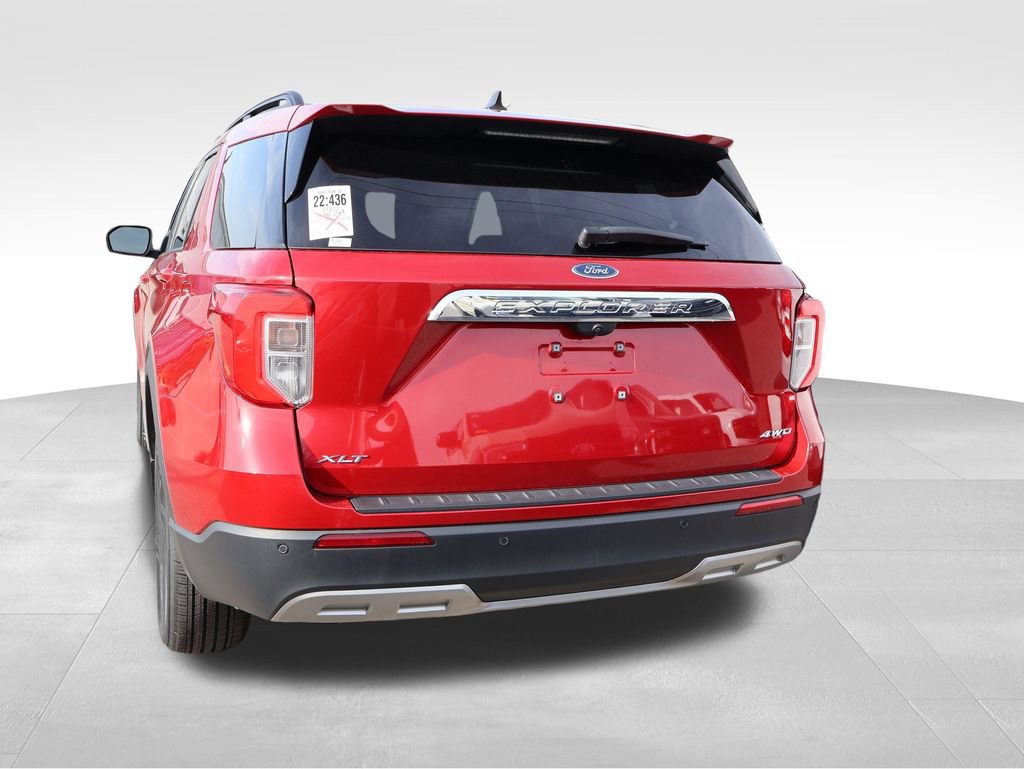 Certified 2022 Ford Explorer XLT w/ Equipment Group 202A AWD/4WD image 18