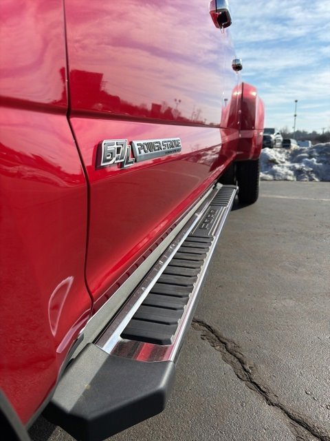 Certified 2021 Ford F350 Lariat w/ Chrome Package image 11