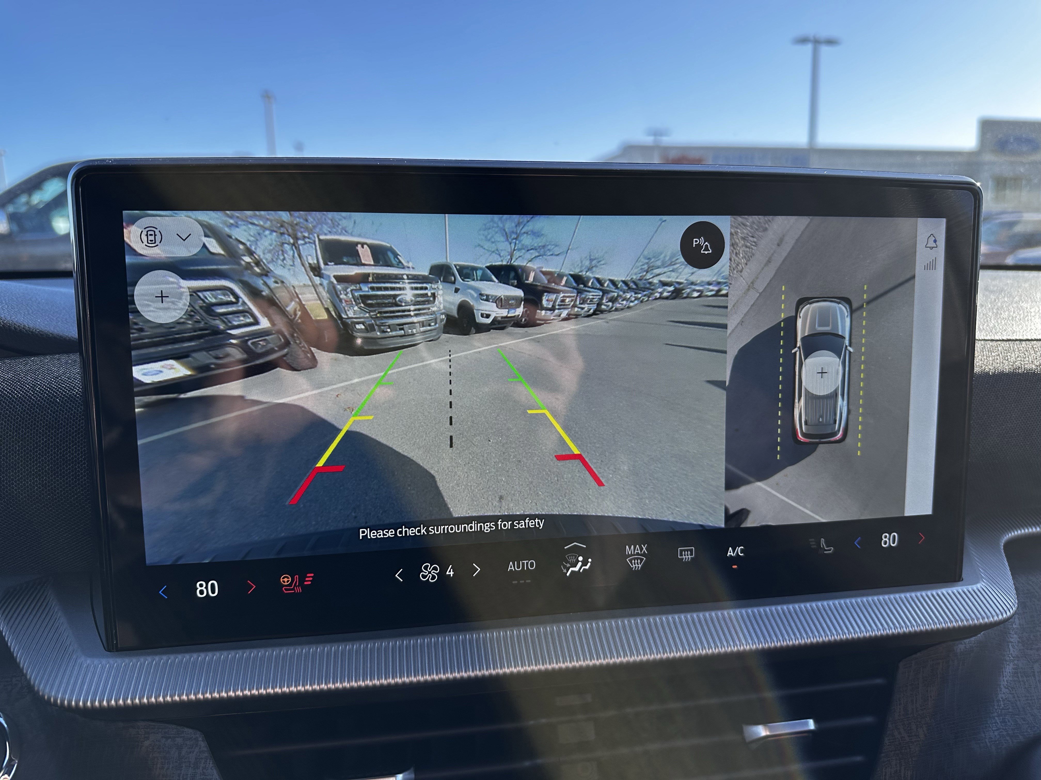 Certified 2025 Ford Explorer Platinum w/ LUX Leather Package image 23