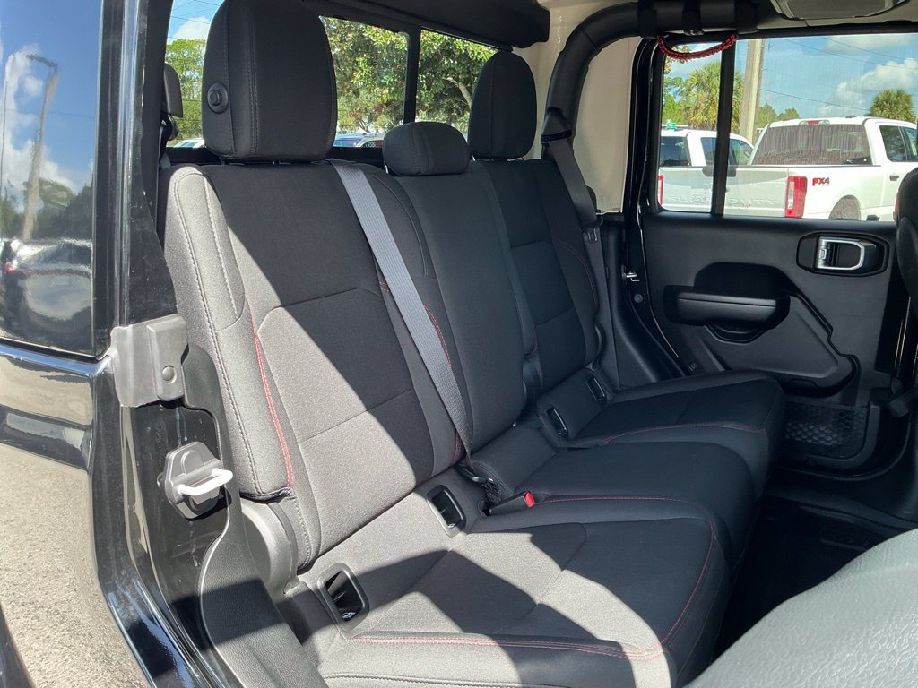 Used 2020 Jeep Gladiator Rubicon AWD/4WD image 22