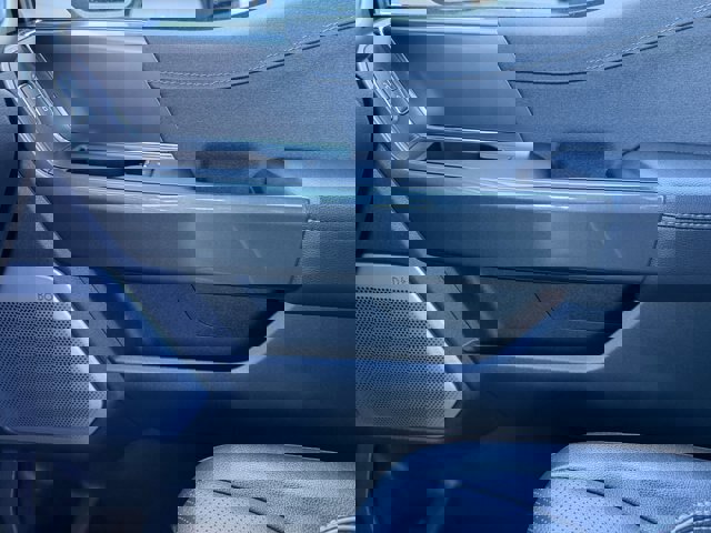 Certified 2022 Ford F150 Lariat w/ Equipment Group 502A High image 16