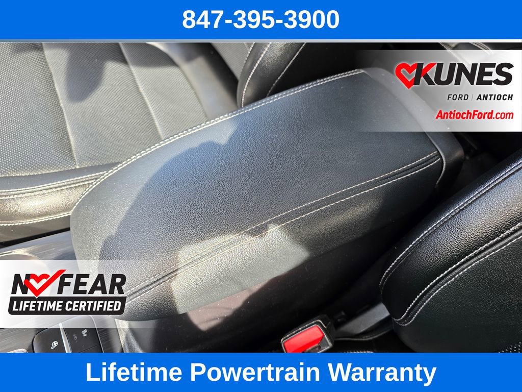 Certified 2020 Ford Escape Titanium AWD/4WD image 44