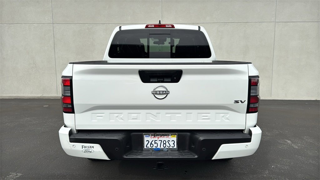 Used 2023 Nissan Frontier SV w/ SV Convenience Package image 2