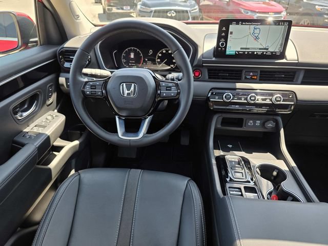 Used 2025 Honda Pilot Touring image 10