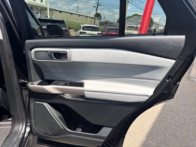 Certified 2023 Ford Explorer XLT w/ Equipment Group 202A AWD/4WD image 36