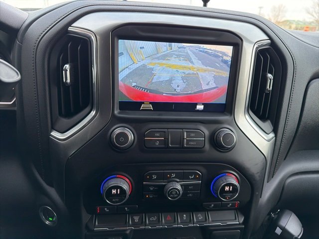 Used 2022 Chevrolet Silverado 2500 LT w/ Convenience Package image 17