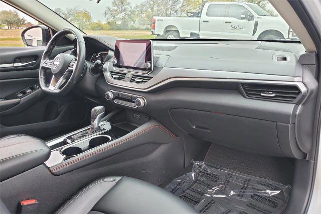 Used 2024 Nissan Altima 2.5 SR image 21