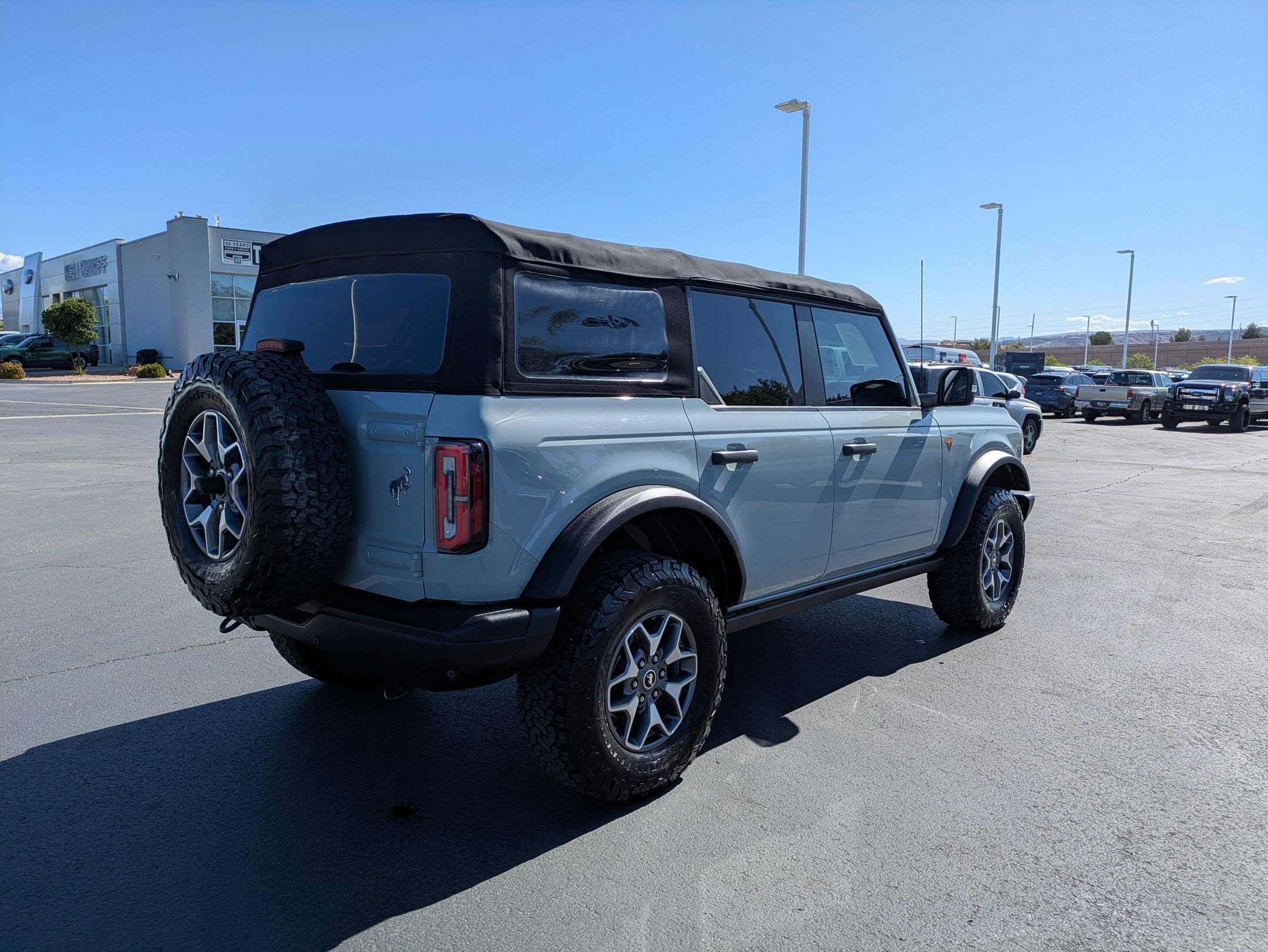 Certified 2022 Ford Bronco Badlands AWD/4WD image 4