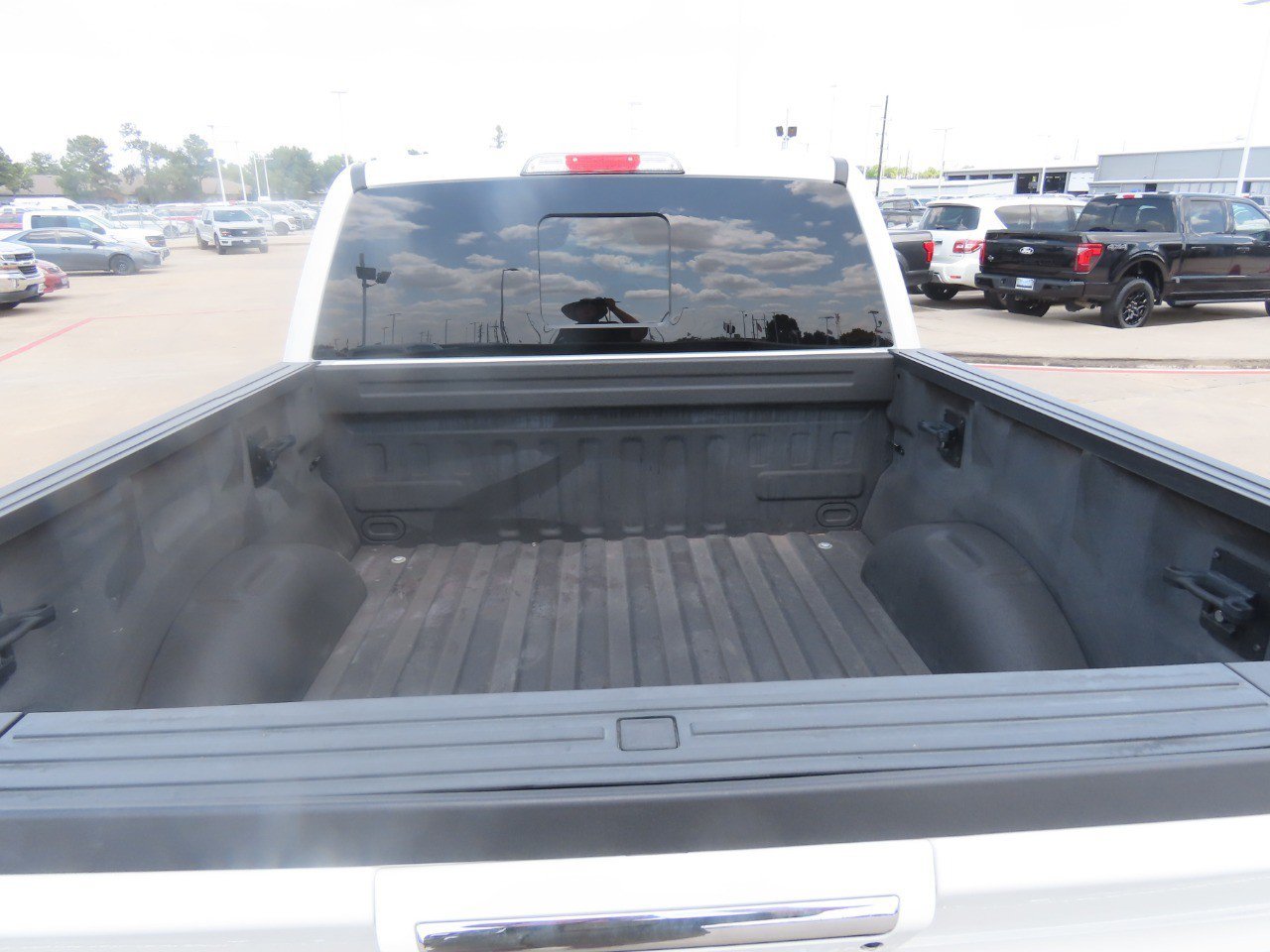 Certified 2020 Ford F150 King Ranch w/ Equipment Group 601A Luxury AWD/4WD image 12