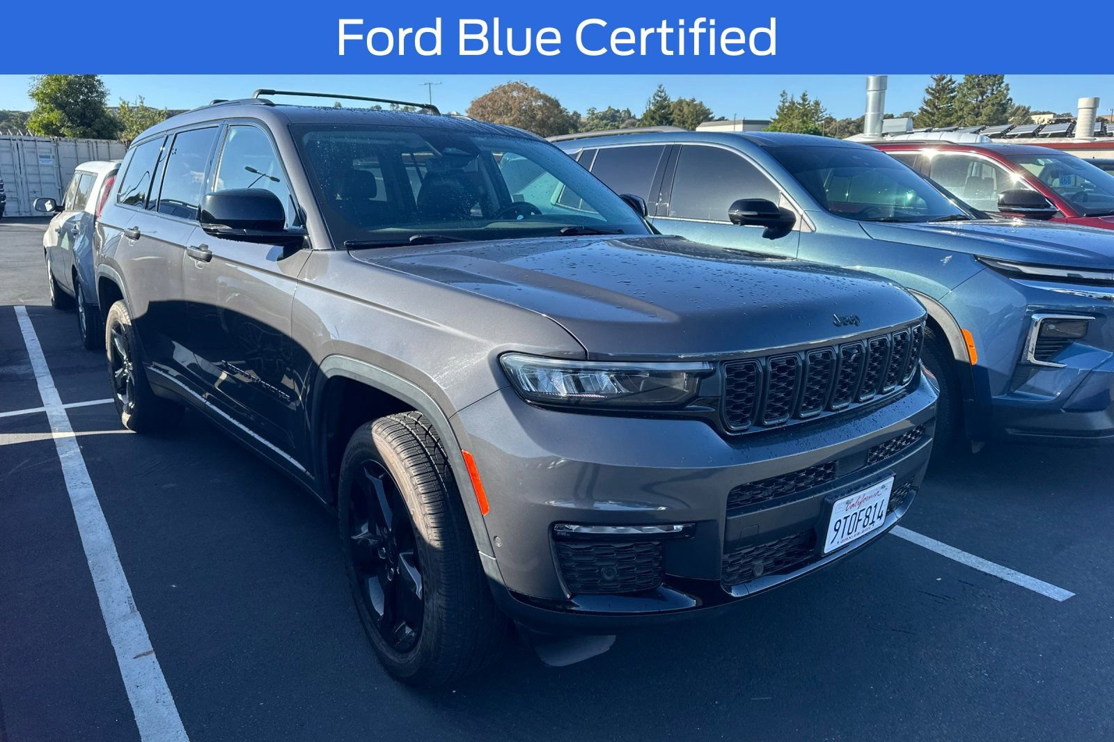 Used 2022 Jeep Grand Cherokee L Limited w/ Luxury Tech Group II image 2