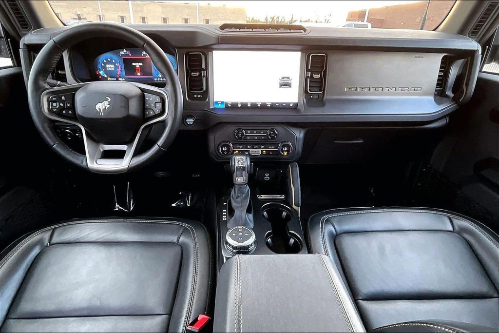 Certified 2025 Ford Bronco Badlands AWD/4WD image 14